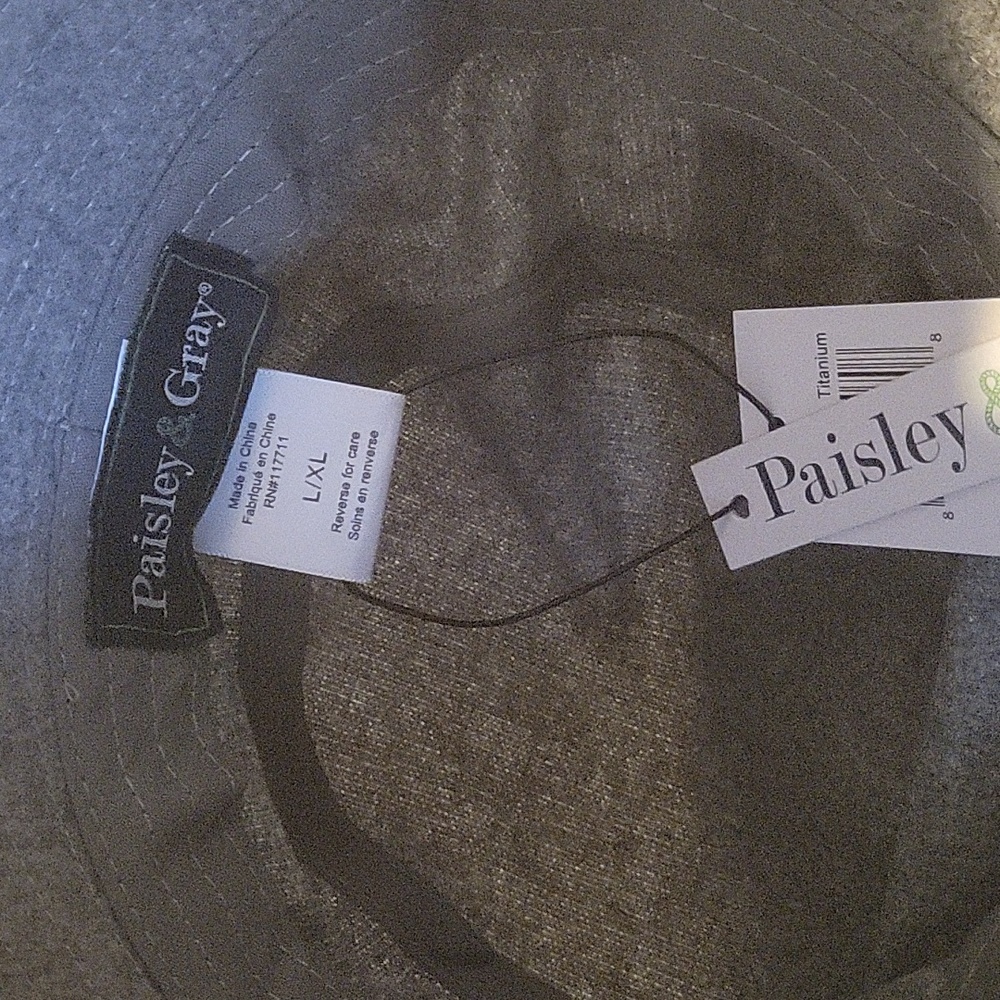 NWT Bucket hat - Picture 3 of 4